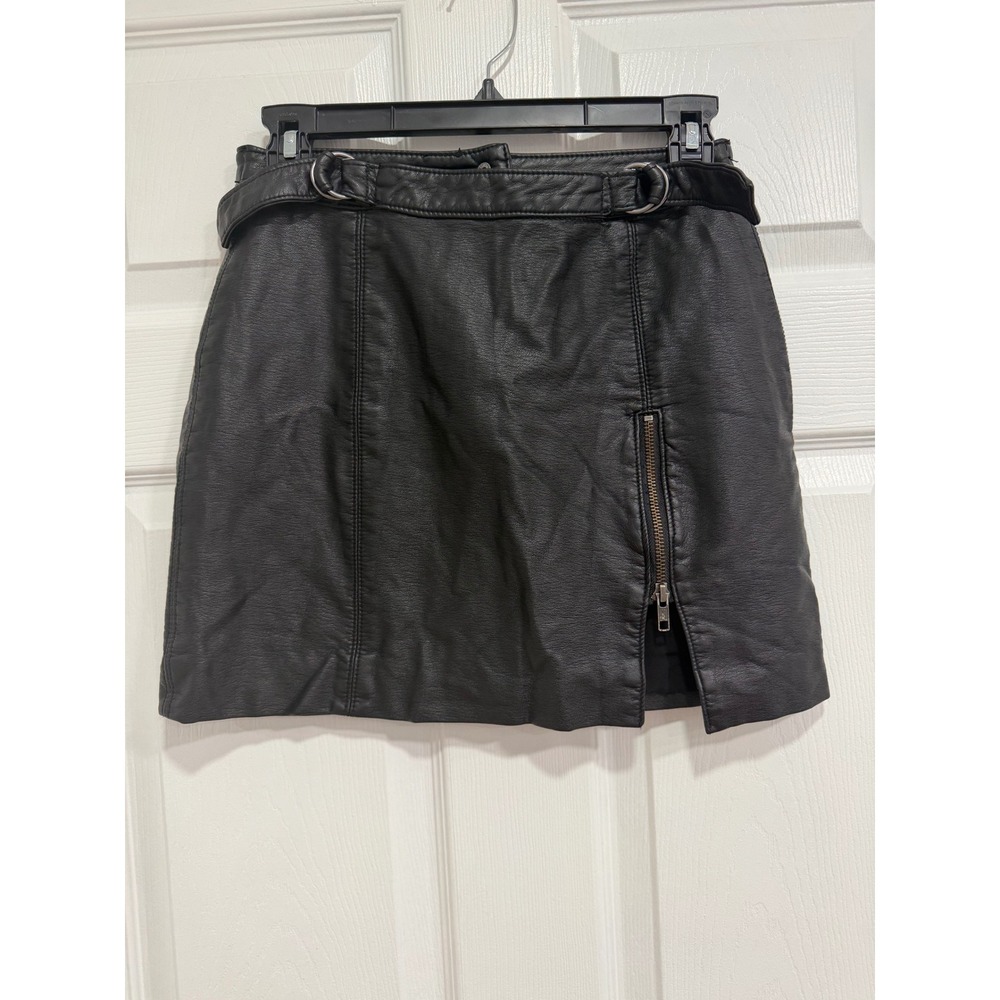 Free People Black Faux Leather Belted Mini Skirt Size 2 Moto Style